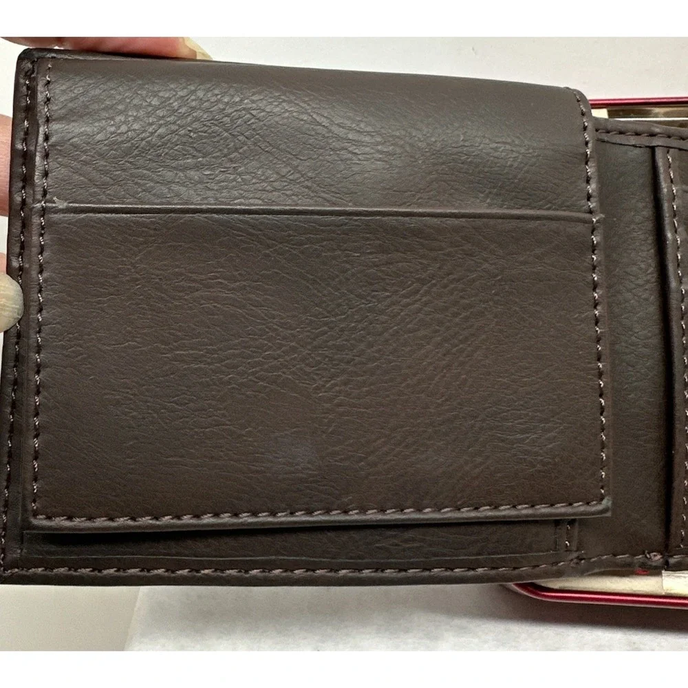Levi's Men's Leather Bifold Wallet Brown Leather Slim RFID Protection 31LP220046